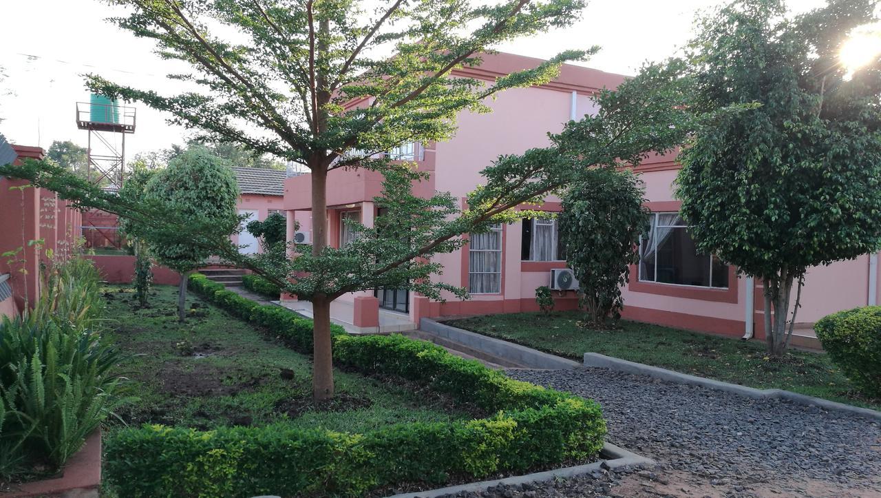 ليفينغستون Lepatino Bed & Breakfast المظهر الخارجي الصورة