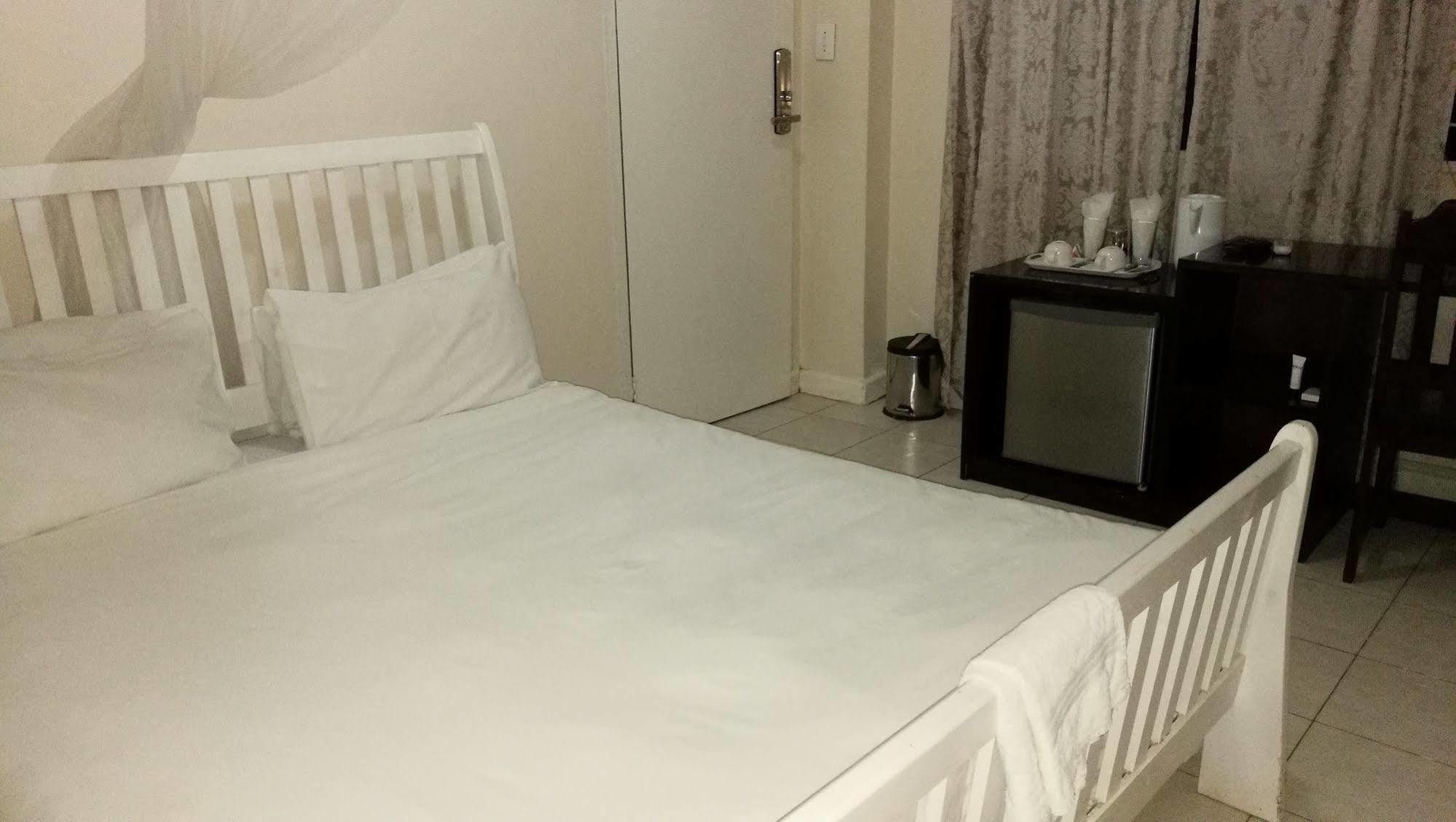 ليفينغستون Lepatino Bed & Breakfast المظهر الخارجي الصورة