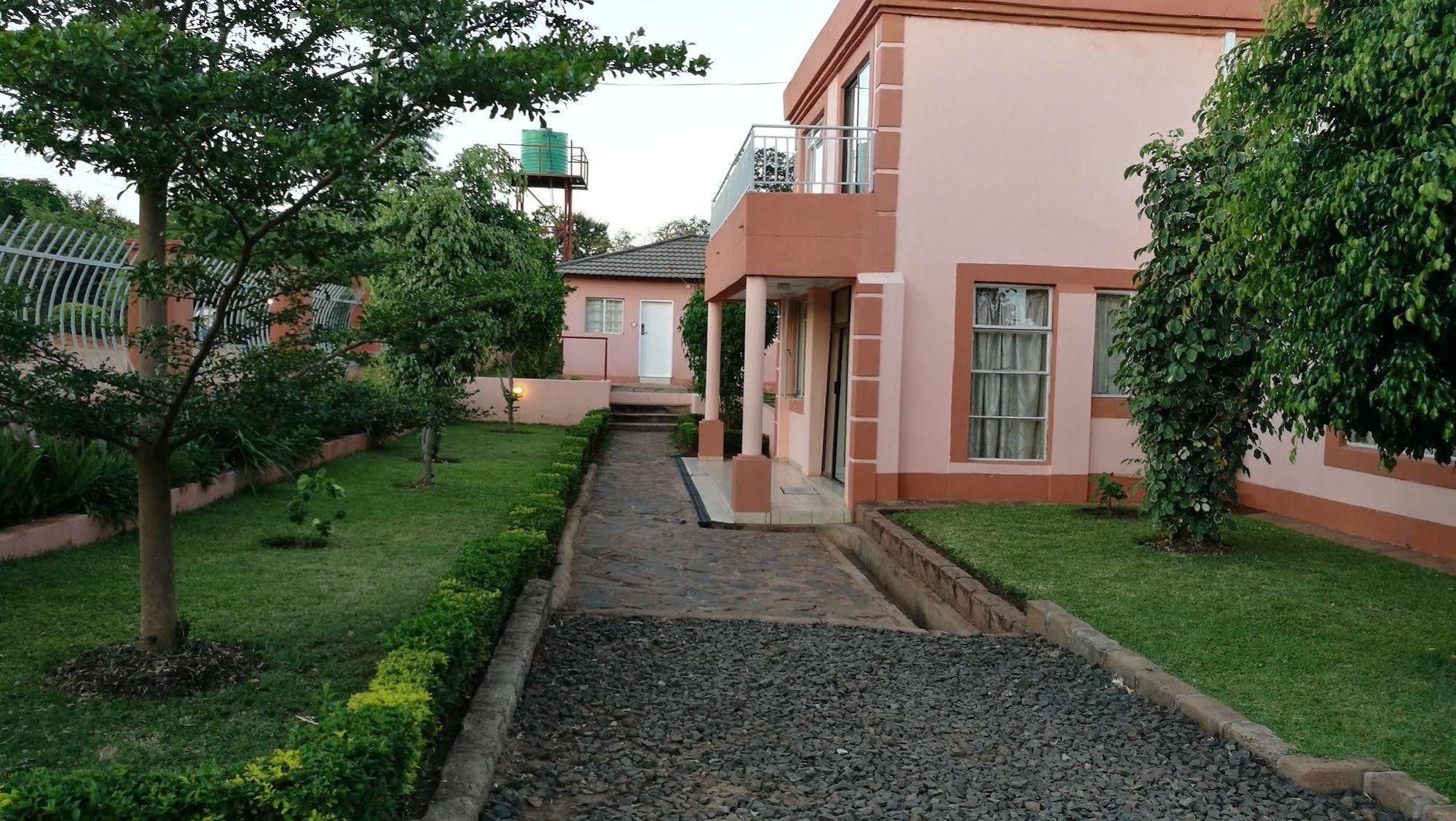 ليفينغستون Lepatino Bed & Breakfast المظهر الخارجي الصورة